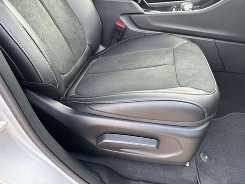 New 2025 Jeep Grand Cherokee L Altitude image 28