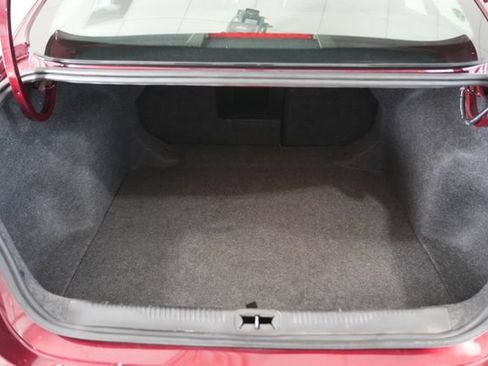 Used 2015 Chrysler 200 Limited w/ Comfort Group FWD image 9