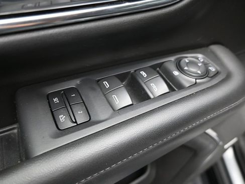 Used 2023 Chevrolet Tahoe LT AWD/4WD image 11