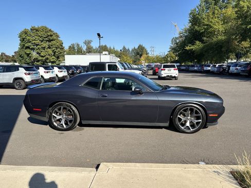 Used 2016 Dodge Challenger R/T Plus RWD image 6