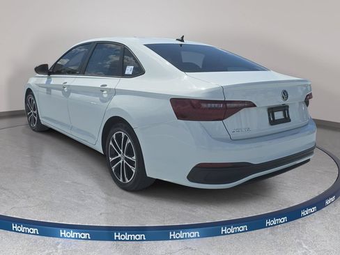 Used 2024 Volkswagen Jetta Sport FWD image 10