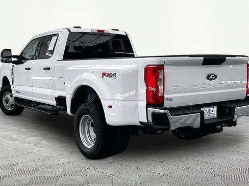 Certified 2025 Ford F350 XLT w/ FX4 Off-Road Package AWD/4WD image 13