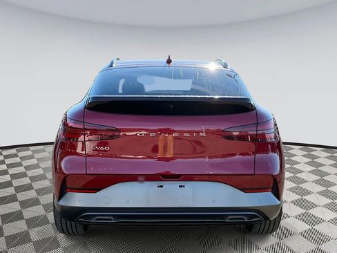 Used 2023 Genesis GV60 Advanced image 3