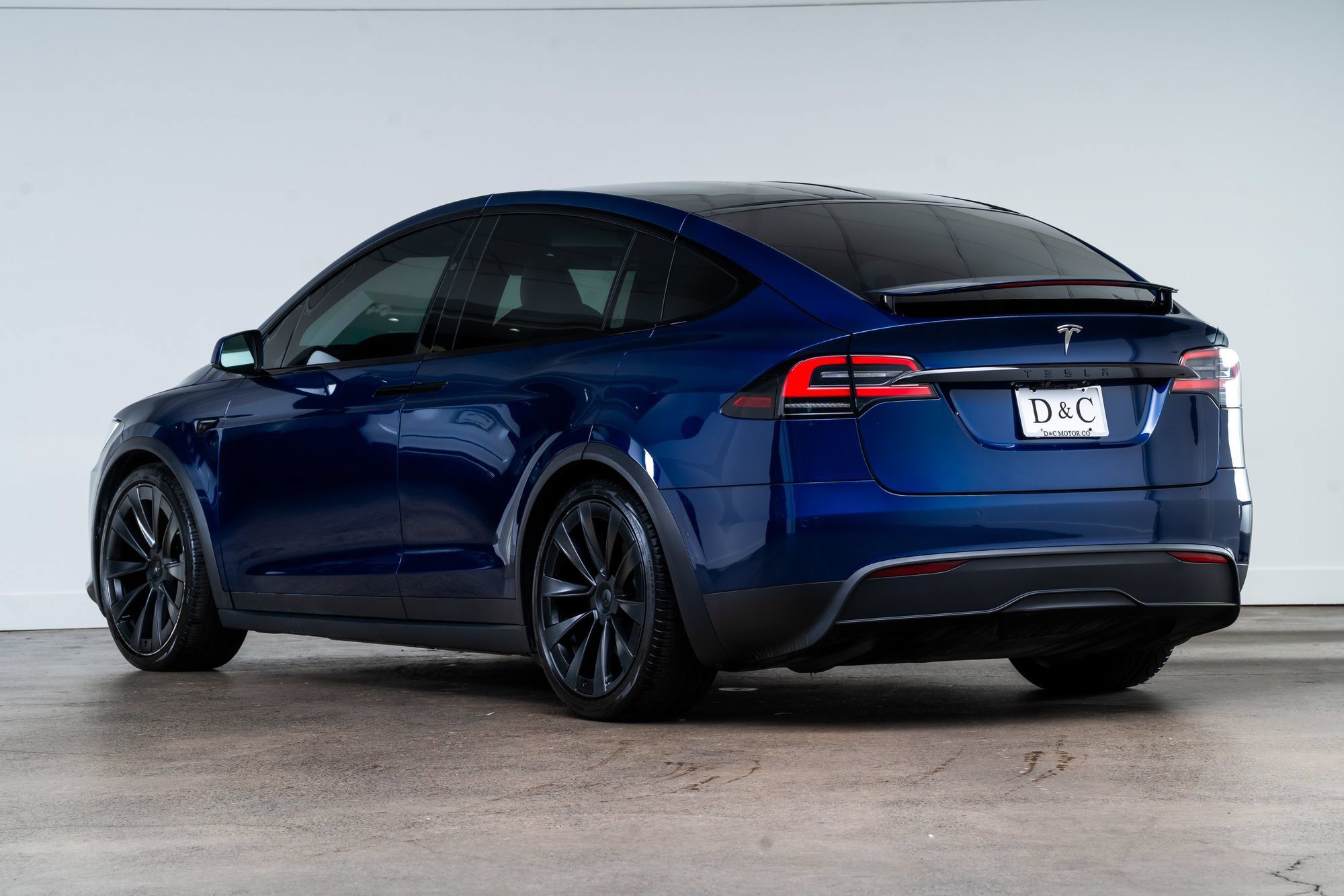 Used 2022 Tesla Model X AWD/4WD image 4
