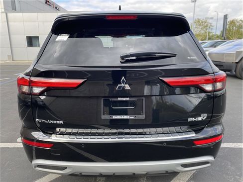 New 2025 Mitsubishi Outlander SE AWD/4WD image 6