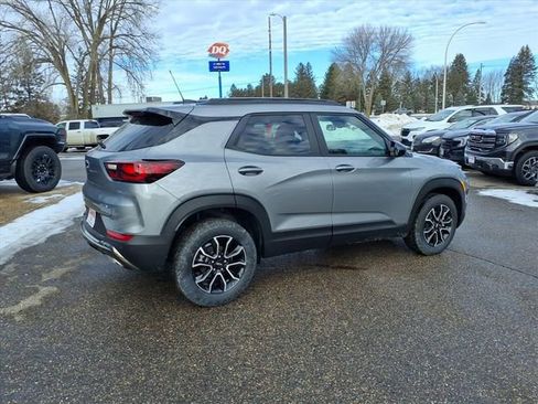 New 2026 Chevrolet TrailBlazer ACTIV w/ Convenience Package image 3