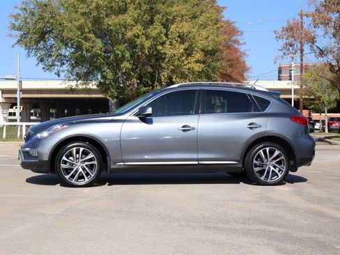 Used 2017 INFINITI QX50 2WD w/ Premium Plus Package image 3