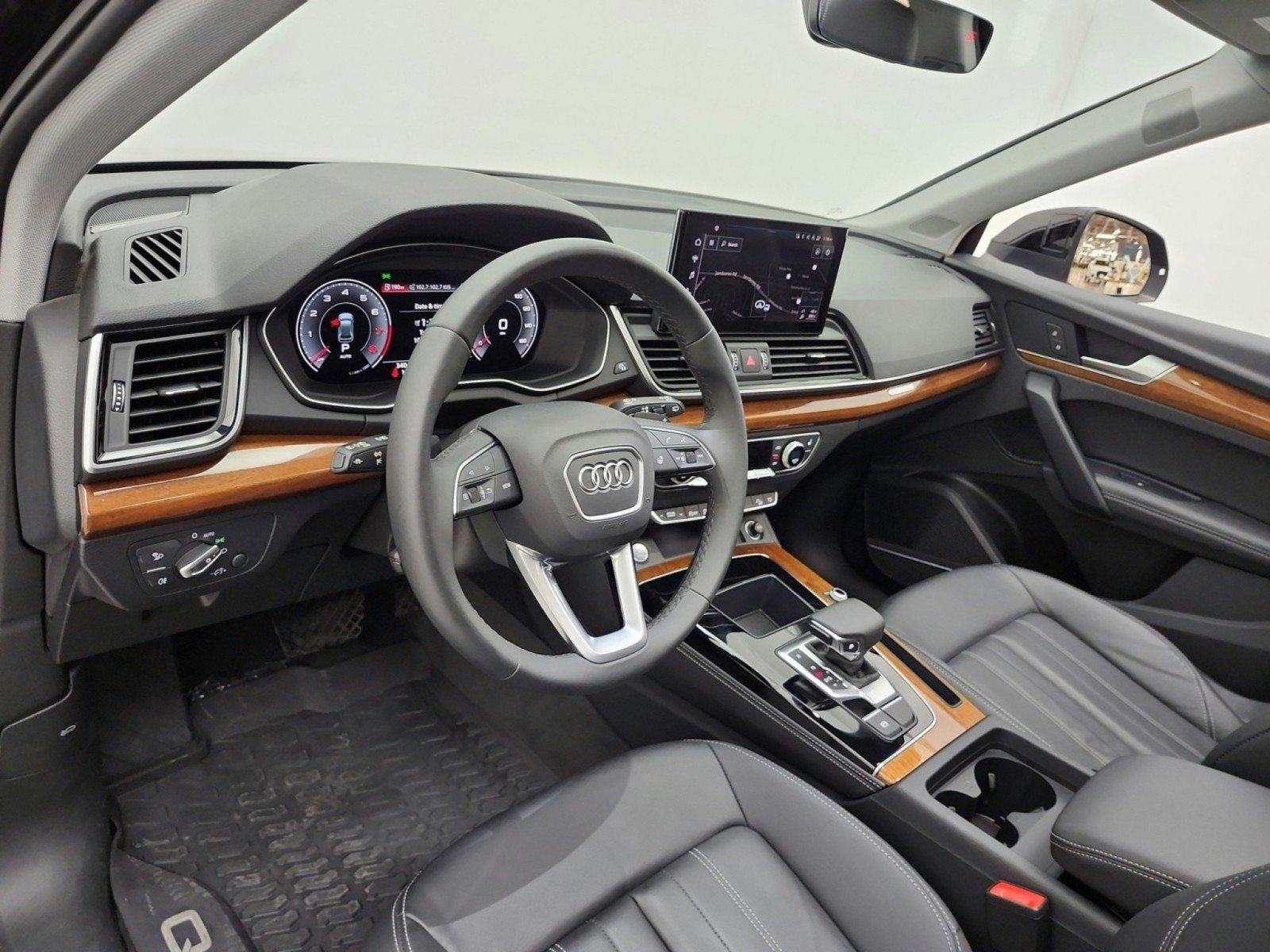 Used 2023 Audi Q5 2.0T Premium Plus AWD/4WD image 9