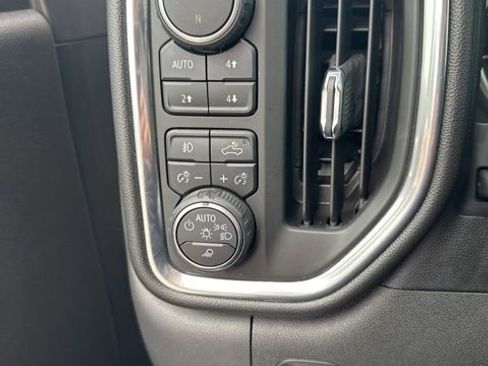 Used 2019 Chevrolet Silverado 1500 LTZ w/ LTZ Premium Package image 41