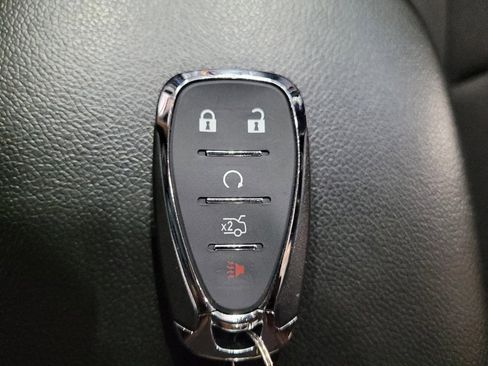 Used 2020 Chevrolet Malibu LS FWD image 32