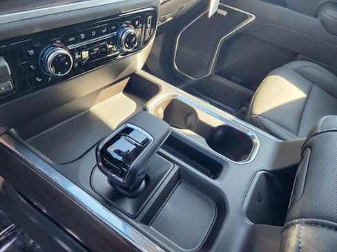 New 2026 GMC Sierra 1500 SLT w/ SLT Premium Plus Package image 18