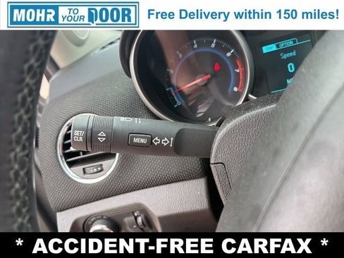 Used 2014 Chevrolet Cruze LT image 16