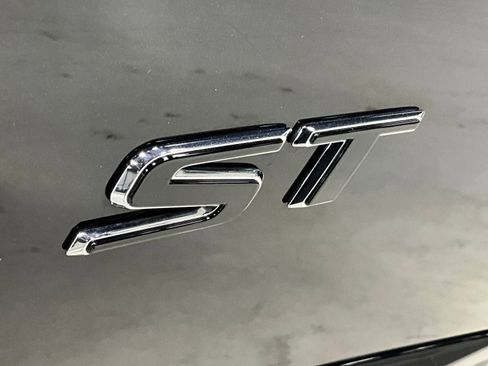 Used 2025 Buick Envision Sport Touring image 10