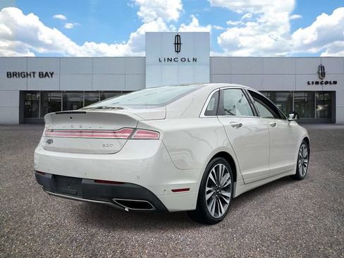 Used 2020 Lincoln MKZ Reserve FWD image 5