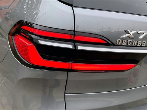 Used 2024 BMW X7 xDrive40i image 41