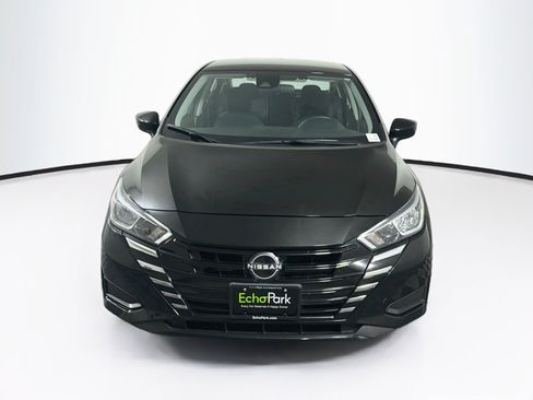 Used 2024 Nissan Versa SV FWD image 2