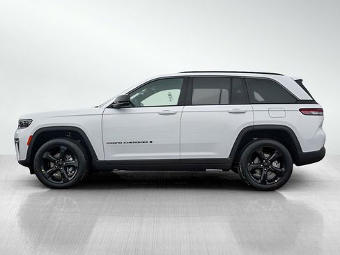 New 2026 Jeep Grand Cherokee Limited image 4