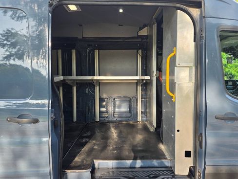 Used 2020 Ford Transit 250 148 High Roof Extended RWD image 10