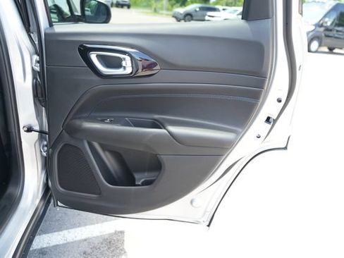 New 2026 Jeep Compass Latitude AWD/4WD image 21