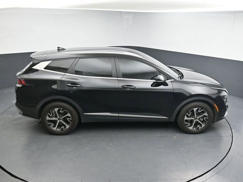 Used 2025 Kia Sportage EX FWD image 17