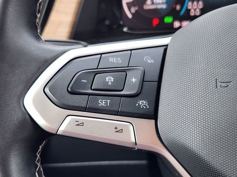 Certified 2025 Volkswagen Atlas SE AWD/4WD image 21