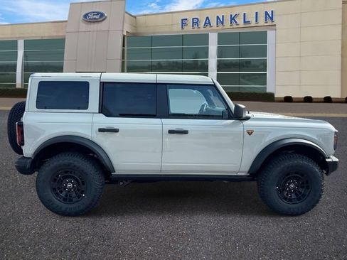 New 2026 Ford Bronco Badlands AWD/4WD image 8
