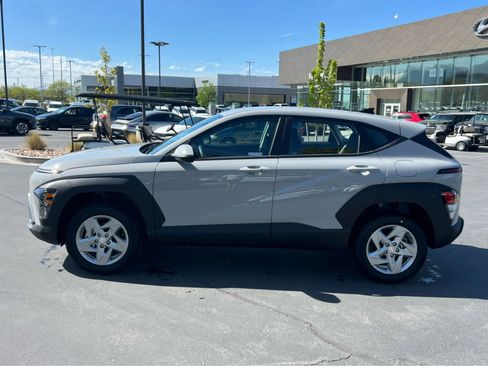 Certified 2026 Hyundai Kona SE image 14