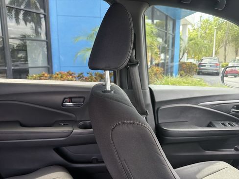 Certified 2020 Honda Passport Sport image 16