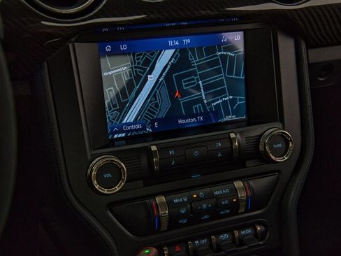 Used 2022 Ford Mustang Shelby GT500 w/ Carbon Fiber Track Pack RWD image 23