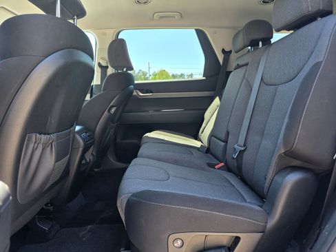 Used 2020 Hyundai Palisade SE FWD image 13