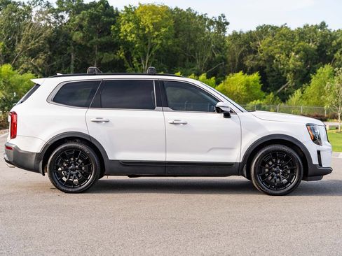 Used 2021 Kia Telluride SX w/ SX Prestige Package AWD/4WD image 8