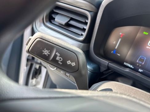 Used 2025 Ford Maverick XL image 30