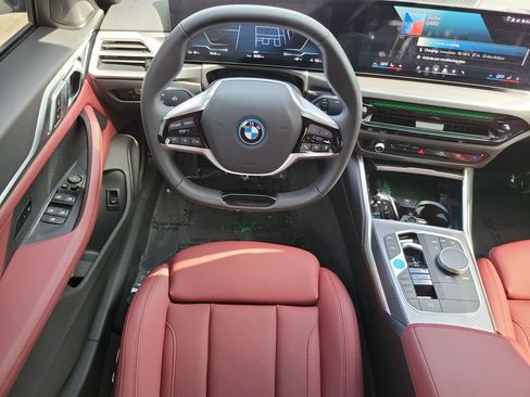 Used 2025 BMW i4 eDrive40 RWD image 22