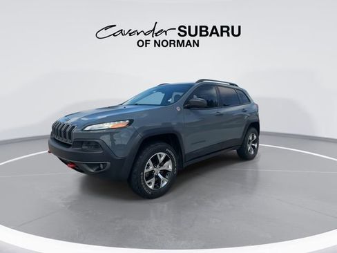 Used 2014 Jeep Cherokee Trailhawk w/ Technology Group AWD/4WD image 8