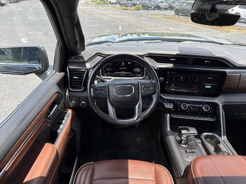 Used 2023 GMC Sierra 1500 Denali Ultimate AWD/4WD image 15