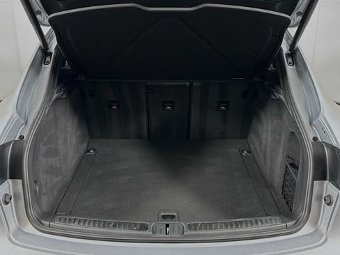 Certified 2026 Porsche Macan AWD/4WD image 27