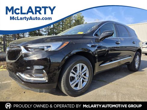 Used 2018 Buick Enclave Essence image 1