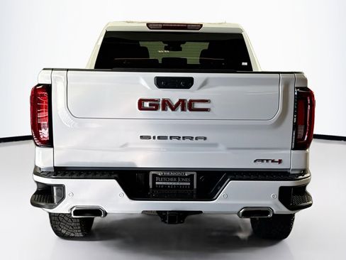 Used 2025 GMC Sierra 1500 AT4 image 6