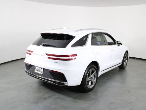Used 2026 Genesis GV70 2.5T AWD/4WD image 3