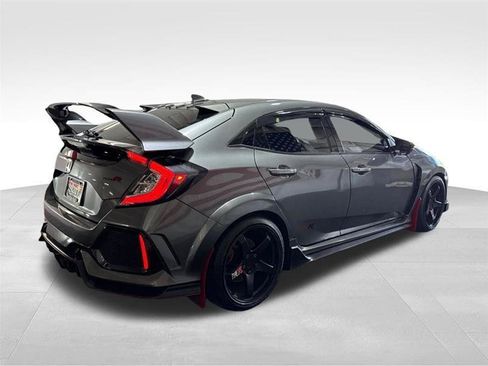 Used 2017 Honda Civic Type R image 5