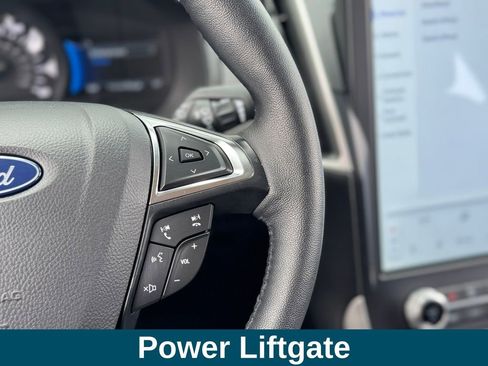 Used 2024 Ford Edge SEL w/ Convenience Package image 12