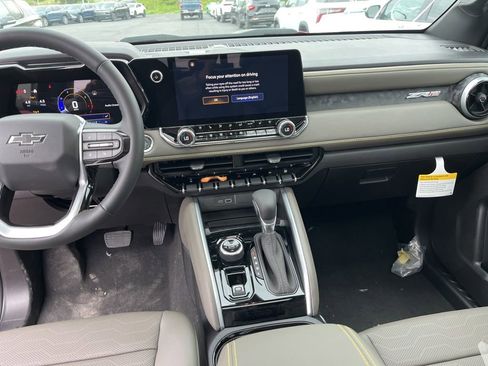 New 2026 Chevrolet Colorado ZR2 AWD/4WD image 10