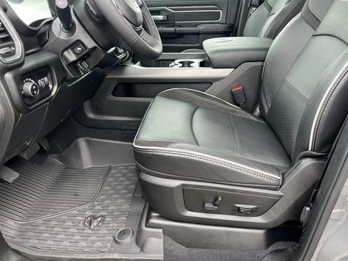 New 2026 RAM 2500 Laramie AWD/4WD image 21