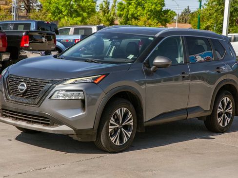Used 2022 Nissan Rogue SV w/ SV Premium Package AWD/4WD image 9