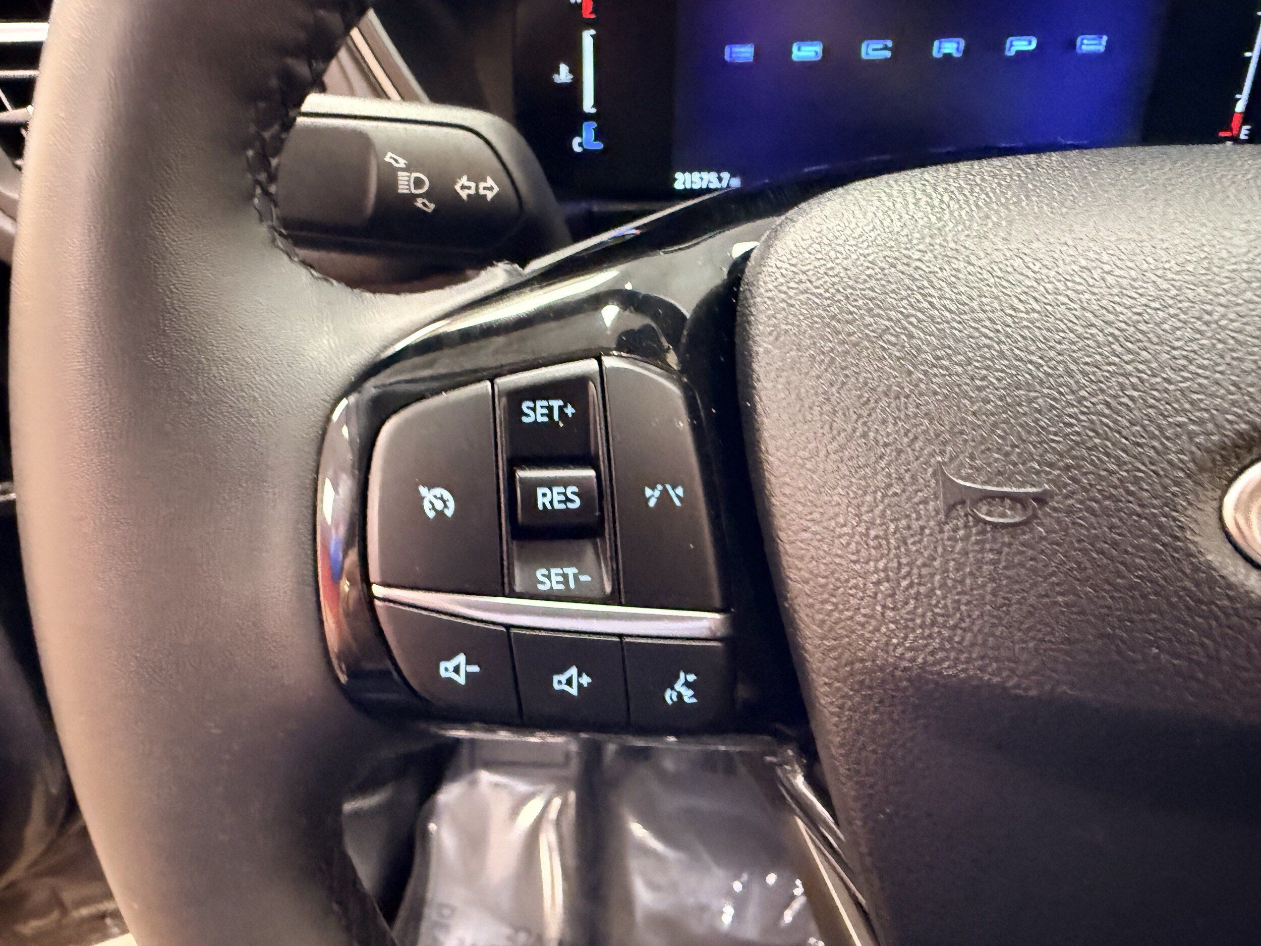 Used 2024 Ford Escape Active AWD/4WD image 32
