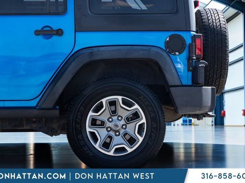 Used 2015 Jeep Wrangler Unlimited Rubicon AWD/4WD image 27