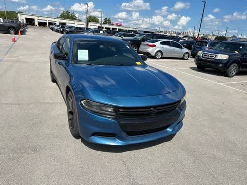 Used 2021 Dodge Charger SXT w/ Blacktop Package RWD image 23