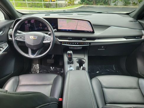 Certified 2025 Cadillac XT4 Premium Luxury FWD image 17