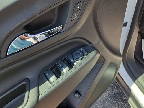 Certified 2022 Chevrolet Equinox LT AWD/4WD image 17