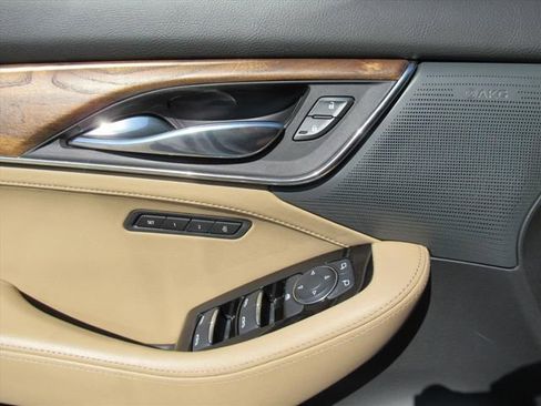 Used 2025 Cadillac CT5 Premium Luxury image 30